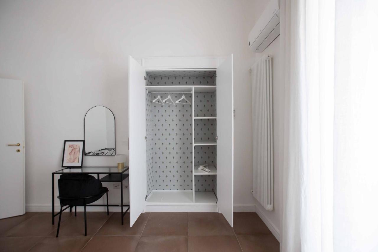 Domus Delia Luxury Apartment 나폴리 외부 사진